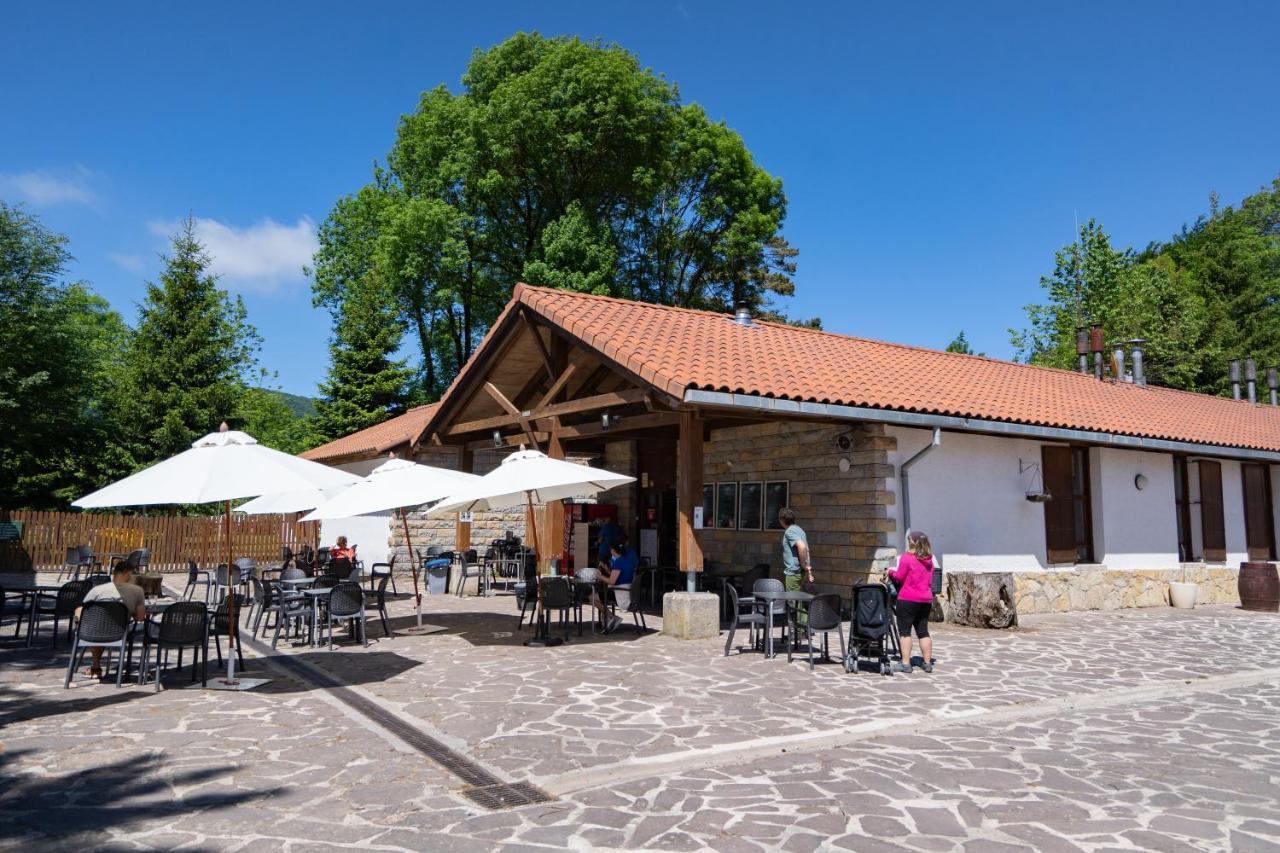 Kampaoh Sierra De Urbasa Hotel Bacáicoa Kültér fotó